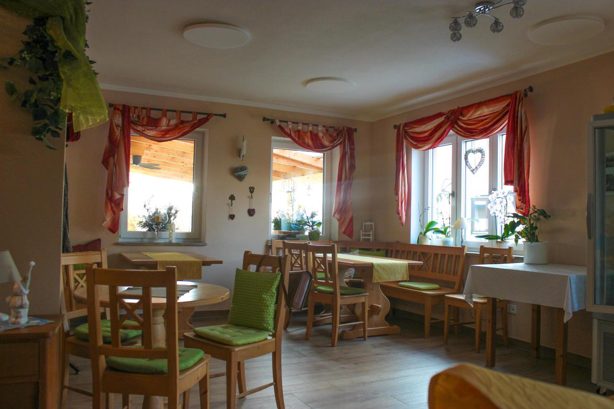 Wirtsberg Pension & Cafe Eching  Buitenkant foto